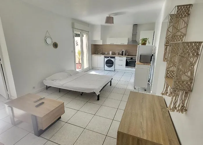 Bel Avec Jardin De 30m2 , Climatise Avec Parking Et Arrivee Autonome Apartamento Cabestany